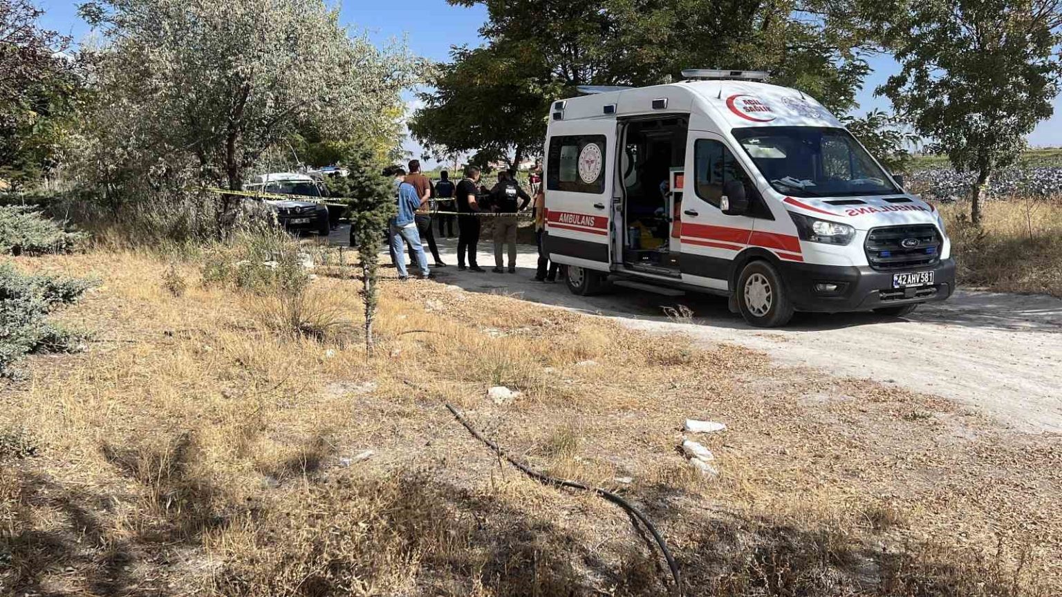 konyada-bir-genc-yol-kenarinda-olu-bulundu