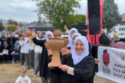 pazaryerinde-topragin-sanata-donustugu-festival