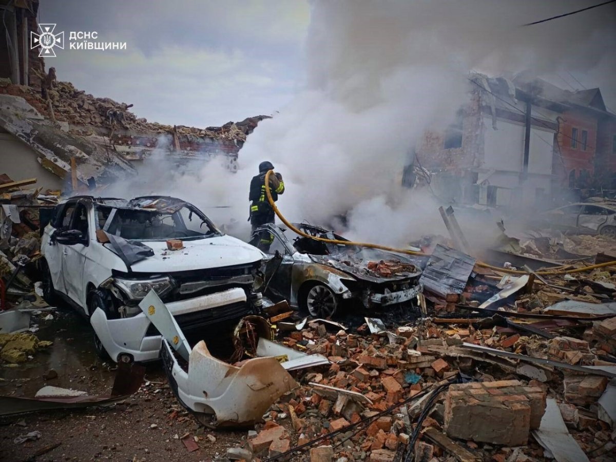 rusyanin-kieve-duzenledigi-saldirida-siginaga-girmeyen-sakaryali-tir-surucusu-hayatini-kaybetti