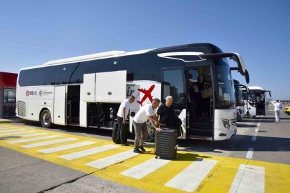 samair-ile-260-bin-yolcu-havalimanina-ulastirildi