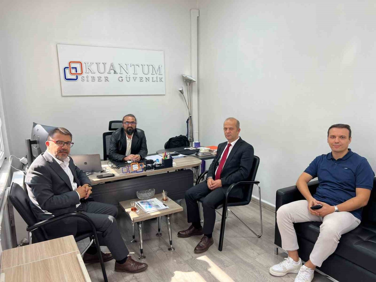 teknoparkin-parlayan-yildizi-kuantum-siber-guvenlik-a-s-nin-ar-ge-yolculugu-suruyor