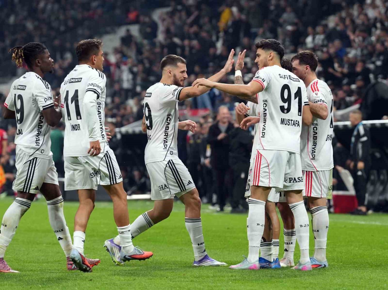 trendyol-super-lig-besiktas-3-kocaelispor-1-mac-sonucu
