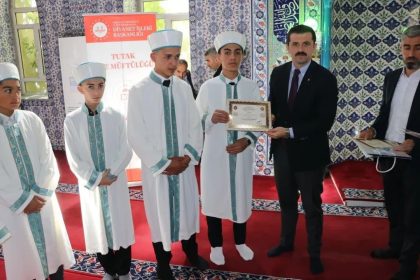 tutakta-hafizlar-icazet-programinda-bulustu