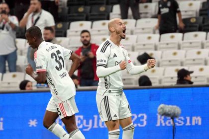 vaclav-cerny-besiktas-formasiyla-ilk-golunu-atti
