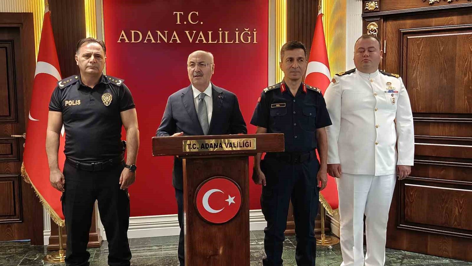 vali-resti-cekti-adanayi-karalayan-dizi-film-cekilmesine-musaade-etmiyorum