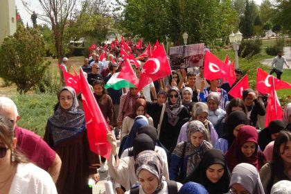 adiyamanda-gazze-icin-anma-ve-dayanisma-programi-duzenlendi