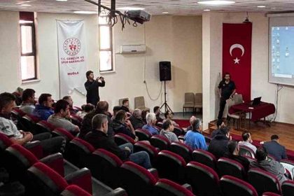 afad-koordinasyonunda-kyk-yurtlarinda-kapsamli-afet-egitimi-ve-deprem-tatbikati-gerceklestirildi