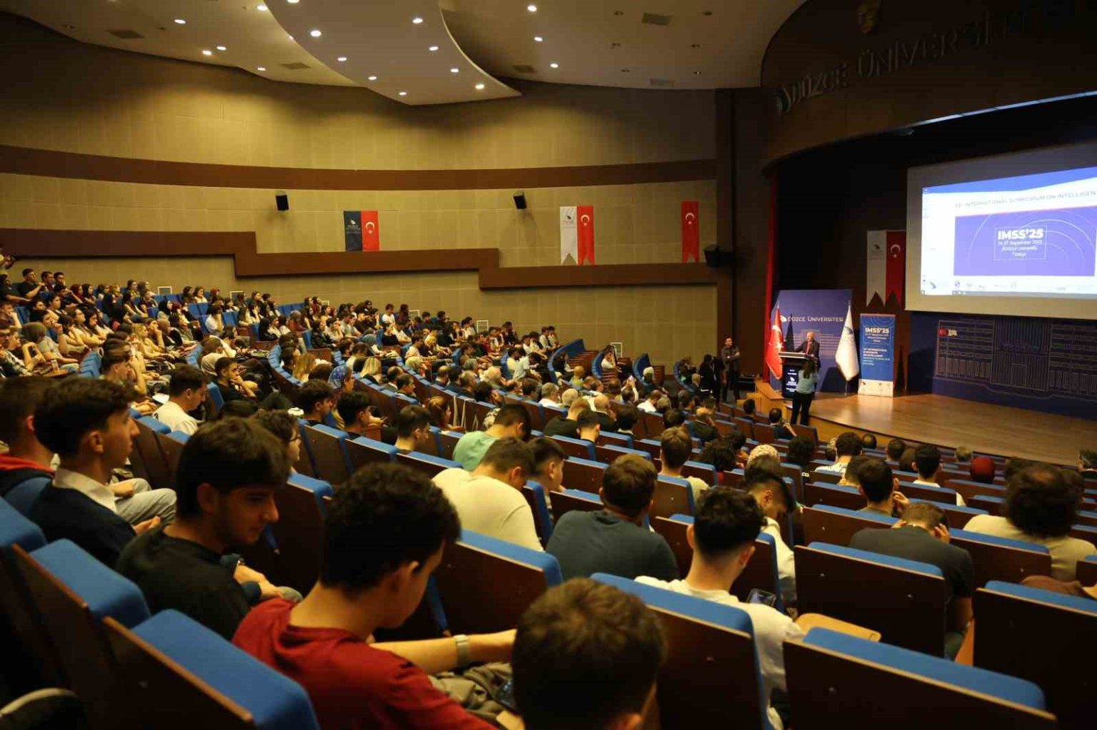 akilli-uretim-ve-hizmet-sistemleri-sempozyumu-tamamlandi