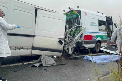 aksarayda-jandarma-aracina-minibus-carpti-2-jandarma-sehit-oldu-1-vatandas-hayatini-kaybetti