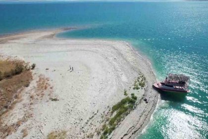 ataturk-barajinda-su-seviyesi-dustu