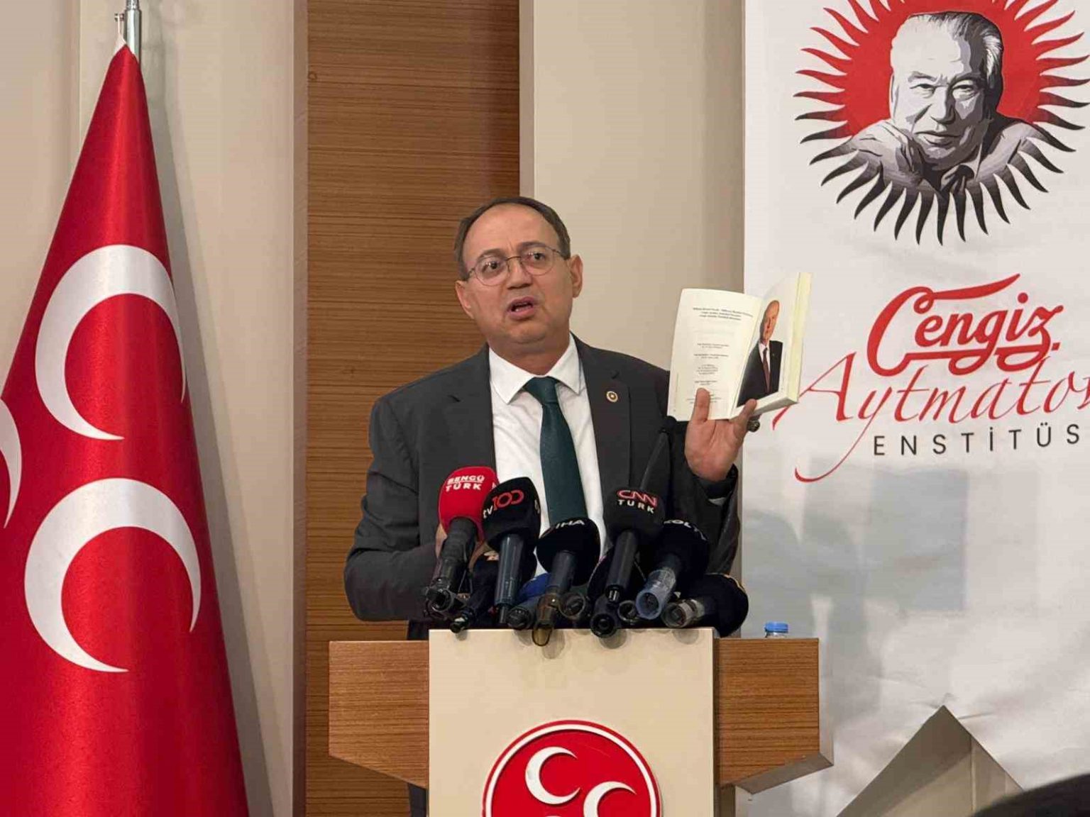 aytmatovun-basyapiti-cemile-ortak-turk-alfabesi-ile-yeniden-yayimlaniyor