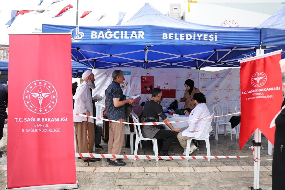 bagcilar-meydaninda-ucretsiz-saglik-hizmeti