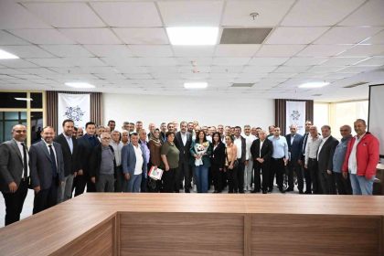 baskan-cercioglu-germencikli-muhtarlar-ile-bir-araya-geldi