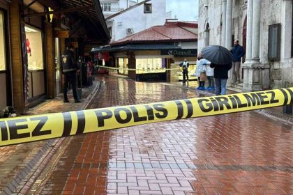 boluda-2-haftada-113-gozalti