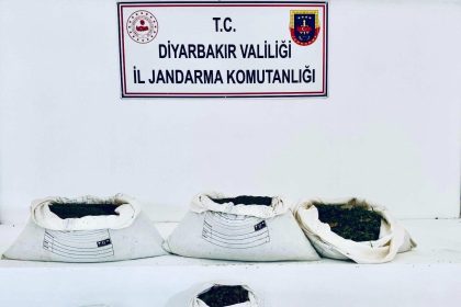 diyarbakirda-98-kilo-uyusturucu-ele-gecirildi