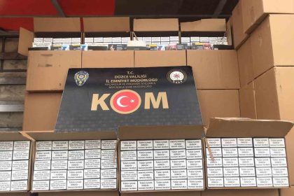 duzcede-4-milyon-700-bin-kacak-makaron-ele-gecirildi