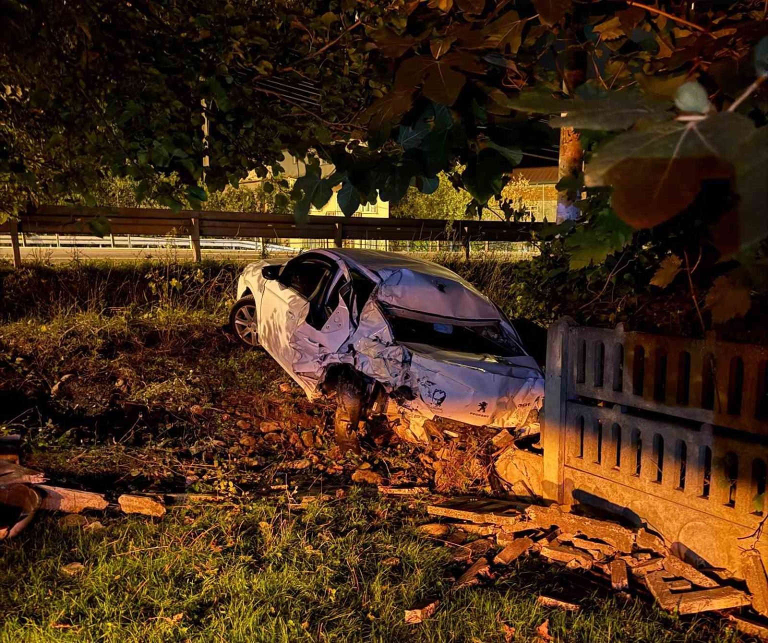 duzeltme-orduda-iki-otomobil-carpisti-7-yasindaki-cocuk-hayatini-kaybetti