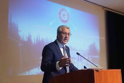ege-universitesi-uluslararasi-arenadaki-yukselisini-surduruyor