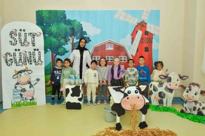 esenyurt-belediyesinden-dunya-sut-gunu-etkinligi