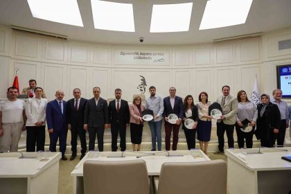 gaziantepte-kultur-yolu-festivali-gastroantep-esnafiyla-tesekkur-bulusmasi-duzenlendi