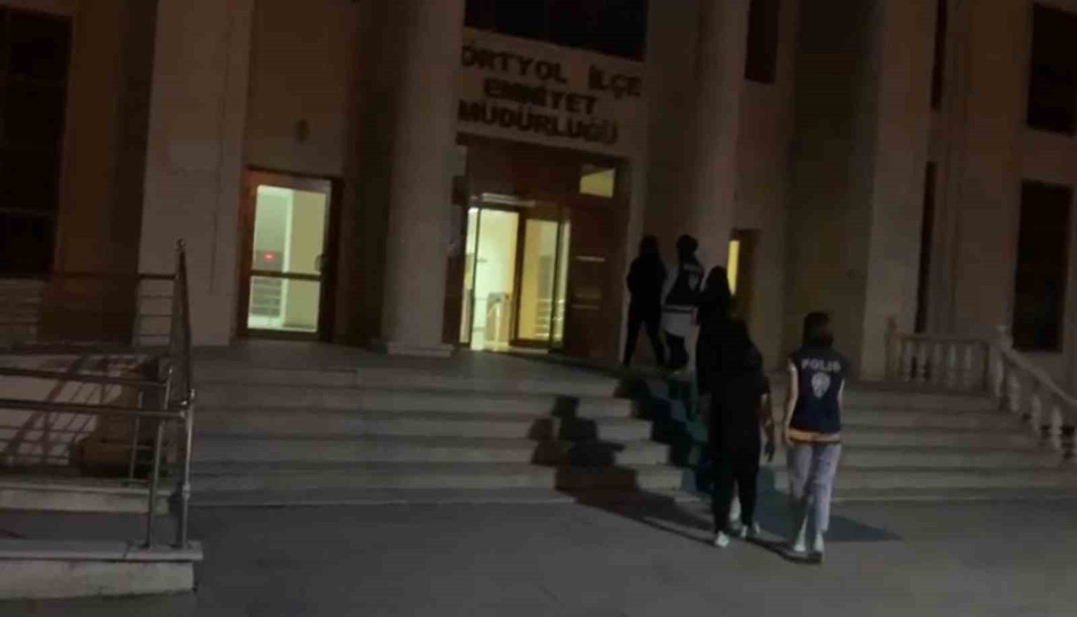 hatayda-masaj-ve-kafe-salonlari-denetlendi