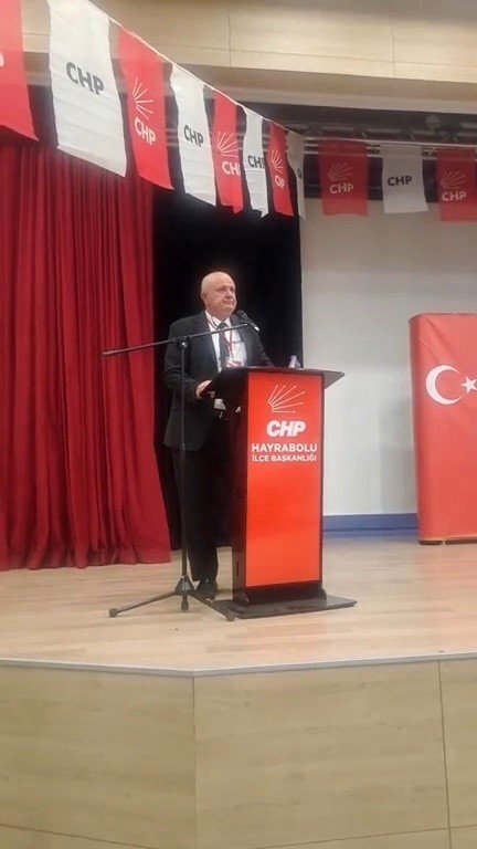 hayrabolu-belediye-baskani-tuncer-basoglu-chpden-istifa-etti
