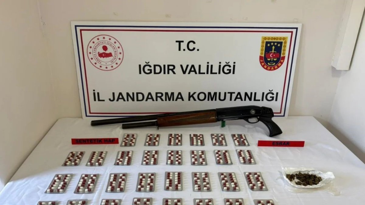 igdirda-jandarmadan-uyusturucu-operasyonu-1-tutuklama