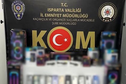 ispartada-kacakcilik-operasyonu-cok-sayida-elektronik-esya-ele-gecirildi