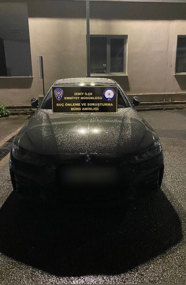 izmitte-drift-yapan-surucuye-91-bin-tl-ceza