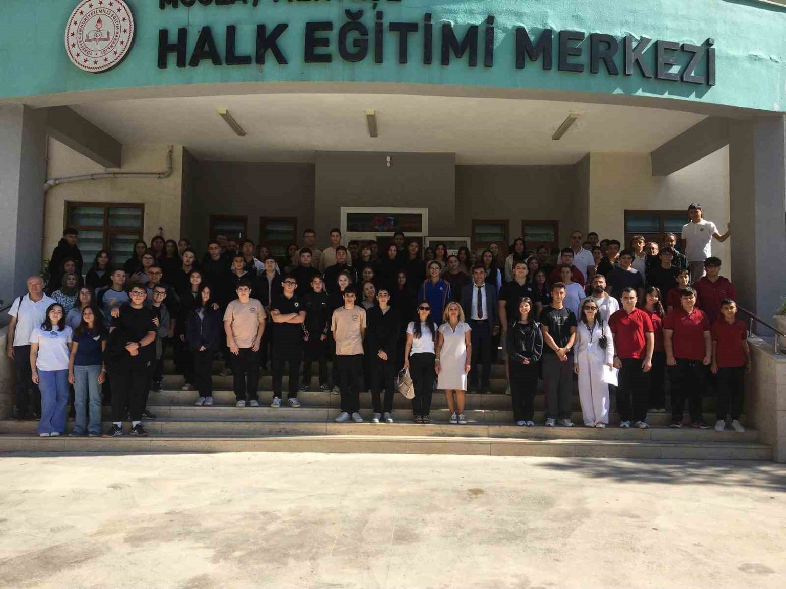 mentesede-genc-ar-ge-projesiyle-drama-ve-tanisma-etkinligi-duzenlendi