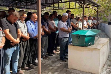 mutluluklarindan-geriye-fotograflar-kaldi-talihsiz-kazalar-gecirip-olen-genc-topraga-verildi