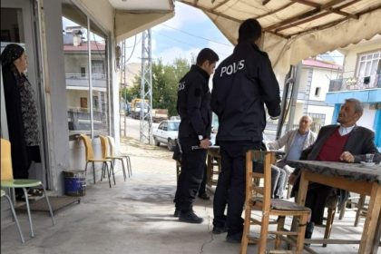 polis-pazar-yerinde-kadinlara-kadesi-anlatti