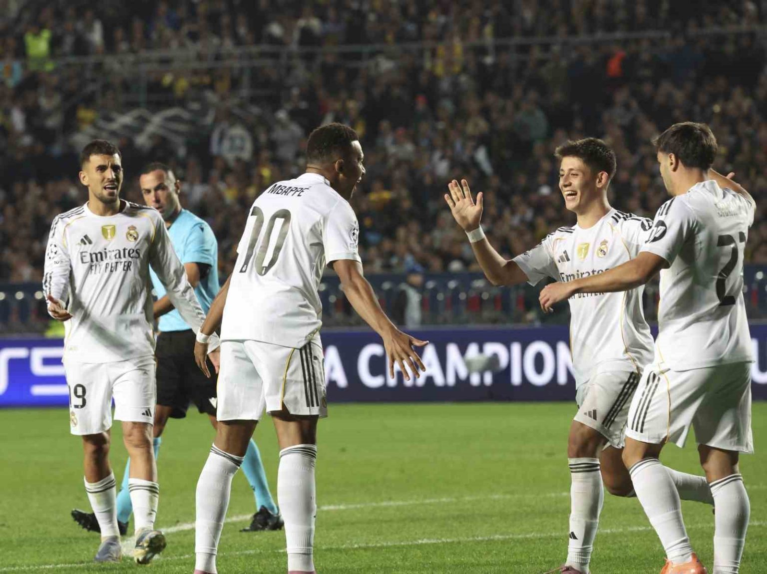 real-madrid-almatida-5-golle-kazandi