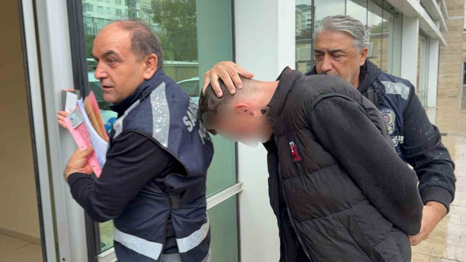 samsunda-2-kiz-cocugunun-olumuyle-ilgili-kamyonet-surucusu-tutuklandi