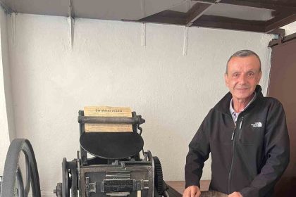 sivrihisarda-180-yillik-matbaa-baski-makinesi-halen-calisiyor