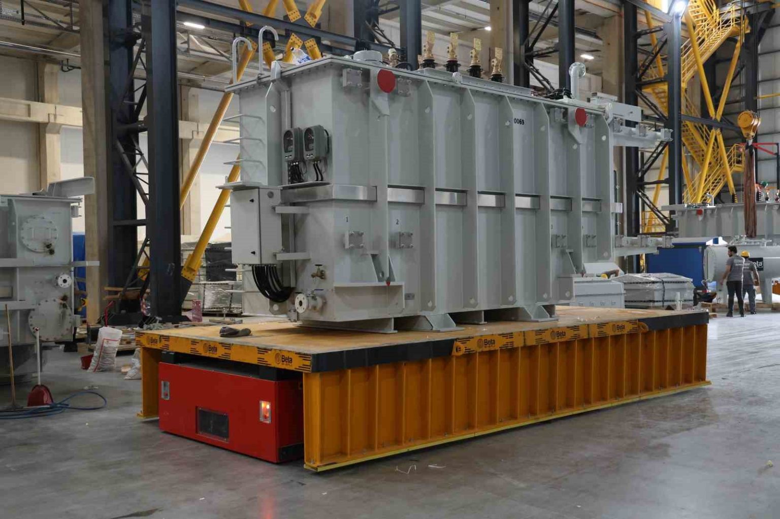 suriyenin-yeniden-insasinda-turkiyenin-yerli-transformatorleri-kullanilacak