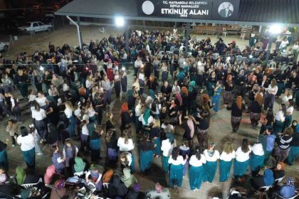 tekirdagda-kadinlar-salvar-gecesinde-bulustu