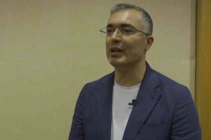 uzmanlardan-dogum-kocu-uyarisi-yasamin-ilk-dakikasindaki-dokunuslar-cok-onemli-son-pismanlik-fayda-etmiyor