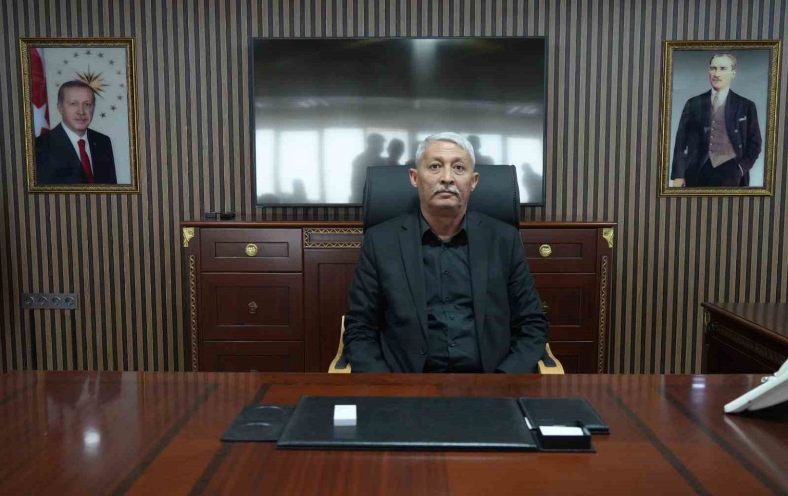 yahsihan-belediyesi-baskan-vekilligine-secilen-demirdirek-baskanimiz-donerse-emaneti-teslim-edecegim