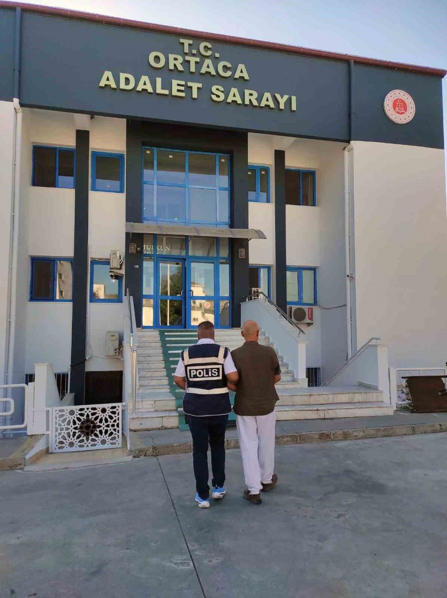 297-yil-498-ay-hapis-cezasi-ile-aranan-sahis-yakalandi