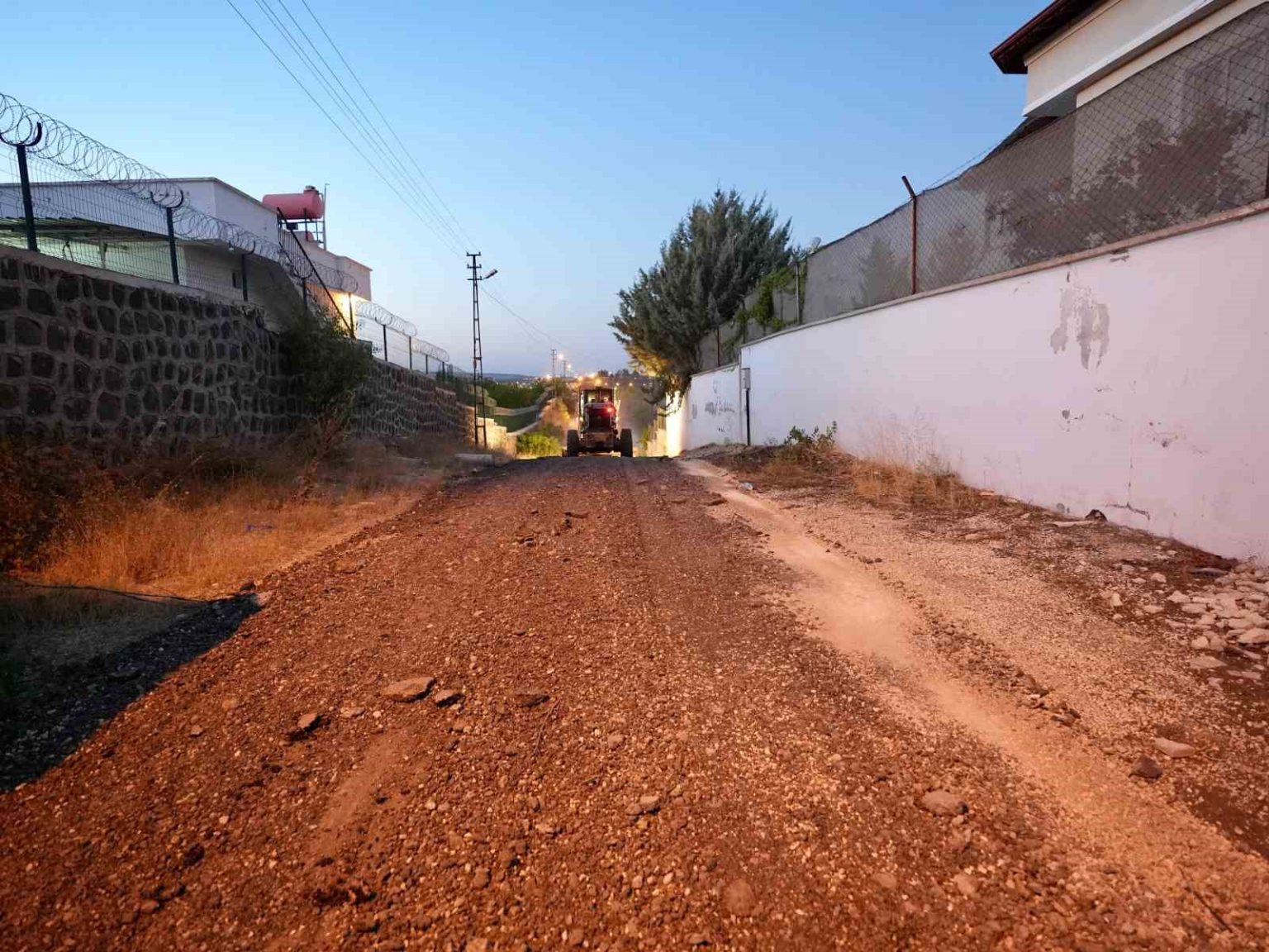 aktoprak-ve-nesimide-yol-calismalari-tamamlandi