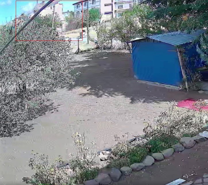 ankarada-3-katli-binadaki-gocuk-ani-kamerada