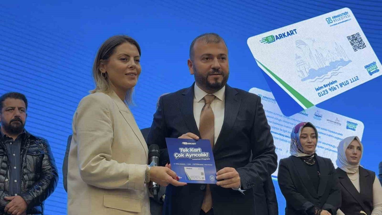 arnavutkoyde-vatandas-ve-esnafi-guldurecek-ar-kart-donemi-basladi