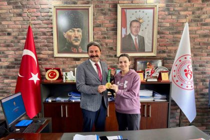 avrupa-sampiyonu-ertunc-il-muduru-kalin-ile-bir-araya-geldi