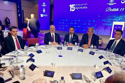 bakan-ersoy-dunyanin-dort-bir-yanina-yayilmis-7-milyon-turk-diasporasi-var