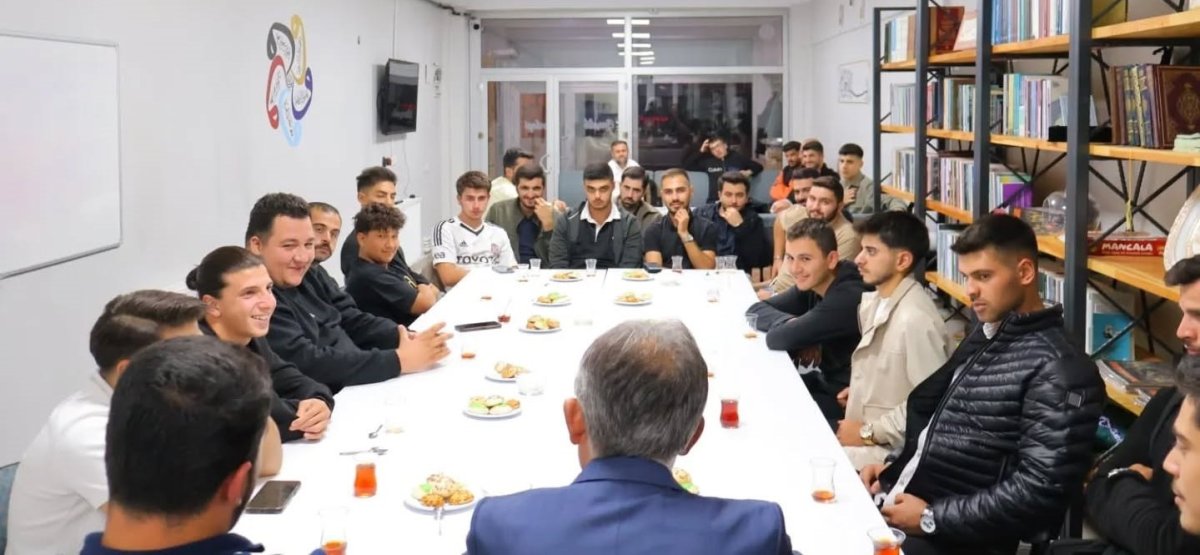 bayburtta-genclik-bulusmasi-programi-duzenlendi