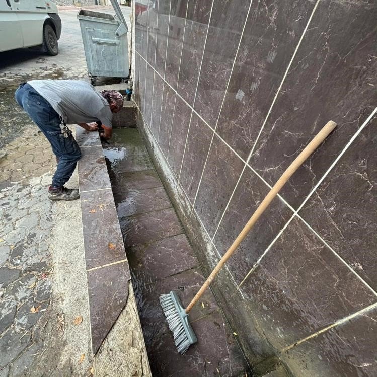 bayirkoyde-cesme-ve-cevresi-temizlendi