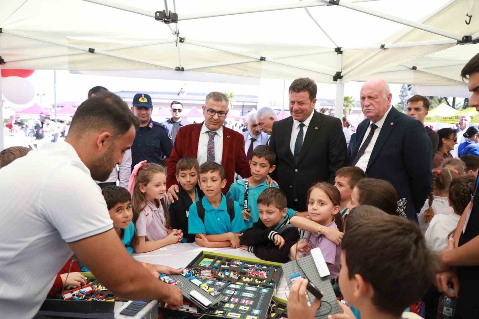 binlerce-ogrenci-bu-senlikte-bulustu