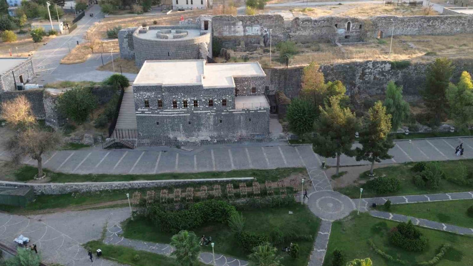 bolgenin-en-buyuk-muzesi-cizrede-aciliyor