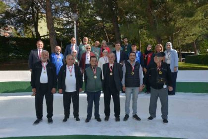 buyuksehirden-dunya-yaslilar-gunune-ozel-acilis